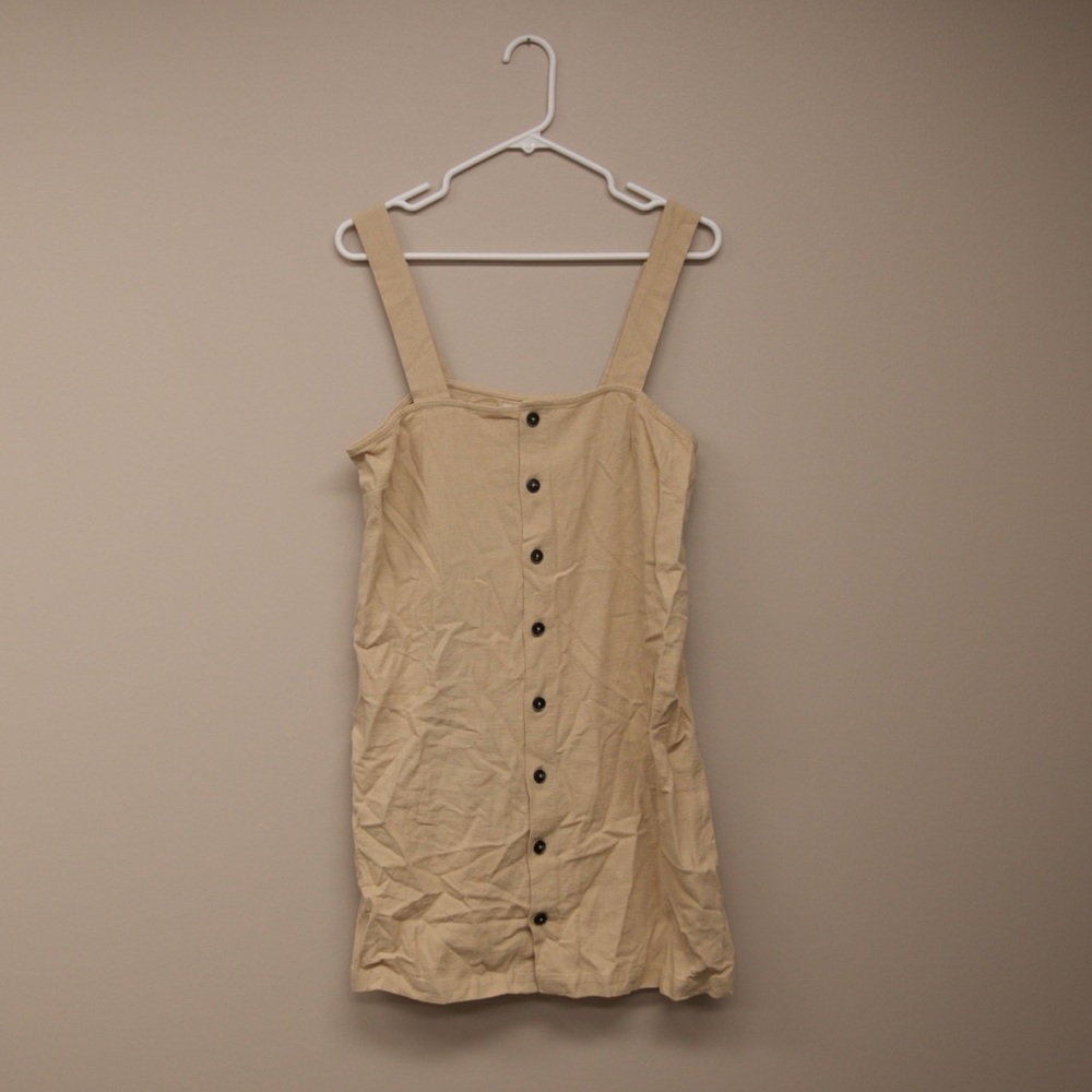 Buttoned dress